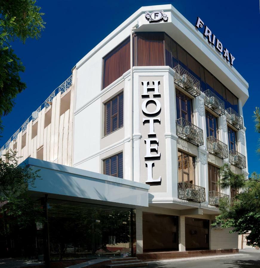 Friday Hotell Tasjkent Exteriör bild
